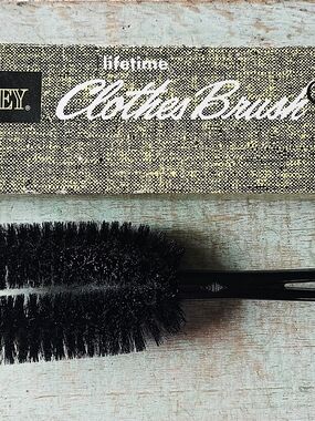 Vintage Stanley Home Products Lifetime Clothes Brush w/ Original Box Lint Brush